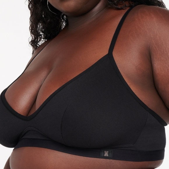 SAVAGE X FENTY RIB ESSENTIALS UNLINED BRALETTE 4X - Picture 5 of 15